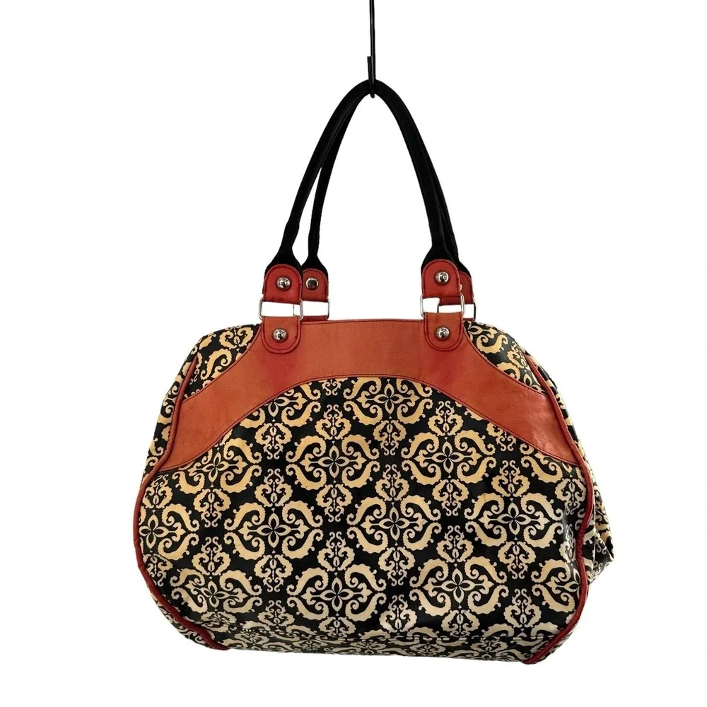 Petunia Pickle Bottom Wistful Weekender Diaper Bag Fez Tote Embroidered Read